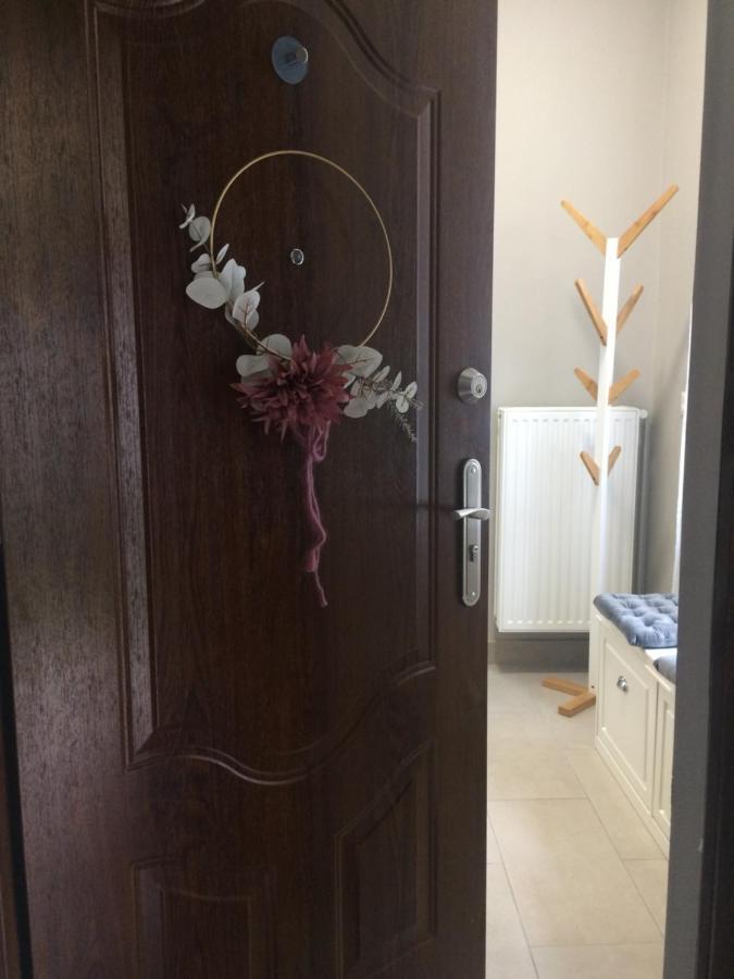 Magnolia Apartman Appartement Sopron Buitenkant foto