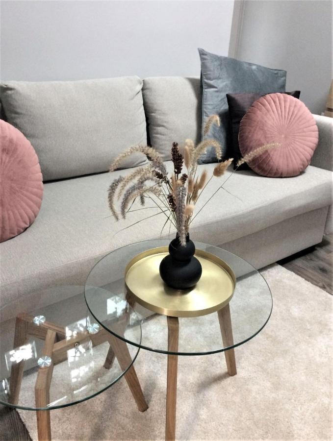 Magnolia Apartman Appartement Sopron Buitenkant foto